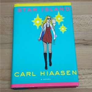Star Island by Carl Hiaasen. Florida Author & Setting. 2010 1st Edition Hbk.